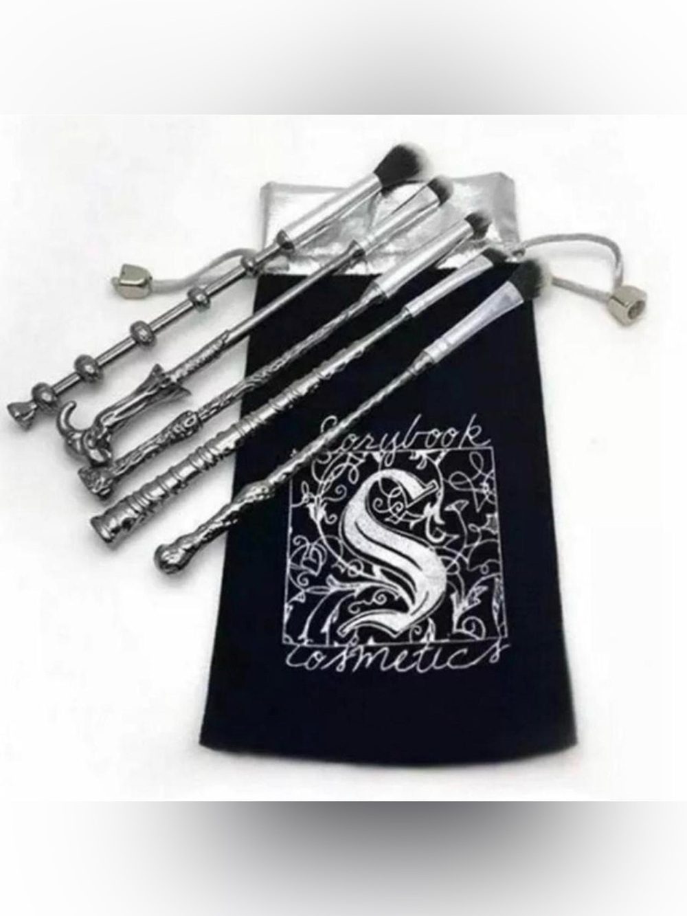 Harry Potter Wand makeup brush set.